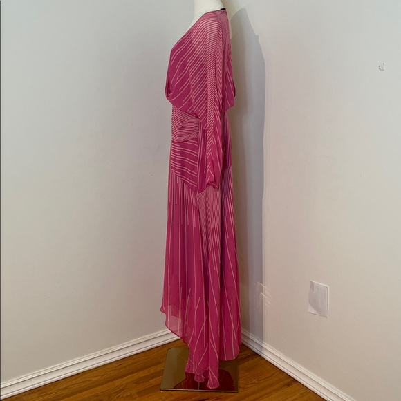 BGBGMAXAZRIA Sunburst High/Low Chiffon Dress - Picture 4 of 17